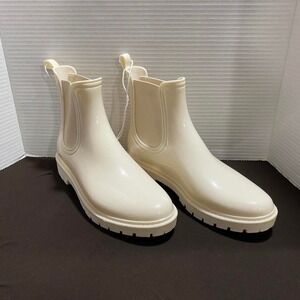 Sierra new women 9 white ankle rain boots. SKU311#rainydays
